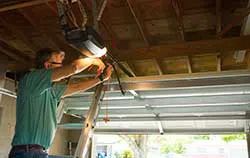 Security Garage Door Service Hammond, IN 219-237-0042 Security Garage Door Service Hammond, IN 219-237-0042 - repair-side